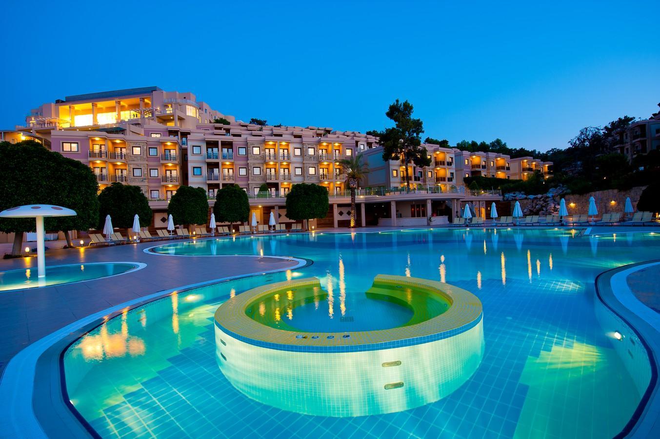Hilton Bodrum Turkbuku Resort & Spa โกลเติร์กบูคู ภายนอก รูปภาพ