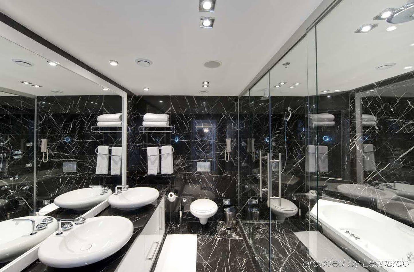 Hilton Bodrum Turkbuku Resort & Spa โกลเติร์กบูคู ภายนอก รูปภาพ